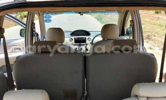 Buy Used Toyota Sienta Silver Car in Blantyre in Malawi Buy Used Toyota Sienta Silver Car in Blantyre in Malawi