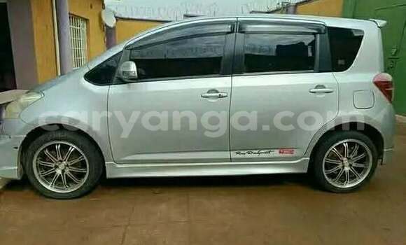 Nunua Ilio tumika Toyota Ractis Other Gari ndani ya Blantyre nchini Malawi Nunua Ilio tumika Toyota Ractis Other Gari ndani ya Blantyre nchini Malawi