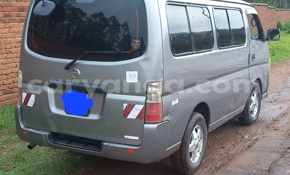 Nunua Ilio tumika Nissan Caravan Silver Gari ndani ya Blantyre nchini Malawi