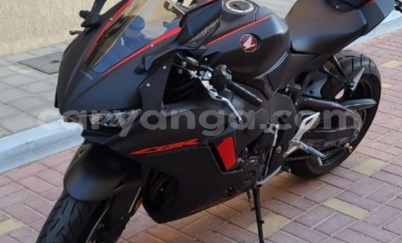 Acheter Occasion Moto Honda CBR 1000 RR Noir à Blantyre, Malawi Acheter Occasion Moto Honda CBR 1000 RR Noir à Blantyre, Malawi