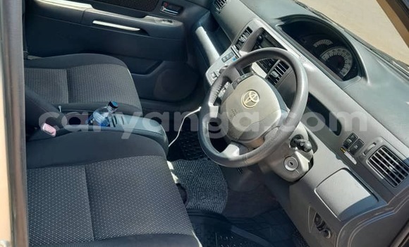 Nunua Ilio tumika Toyota Raum Green Gari ndani ya Lilongwe nchini Malawi Nunua Ilio tumika Toyota Raum Green Gari ndani ya Lilongwe nchini Malawi