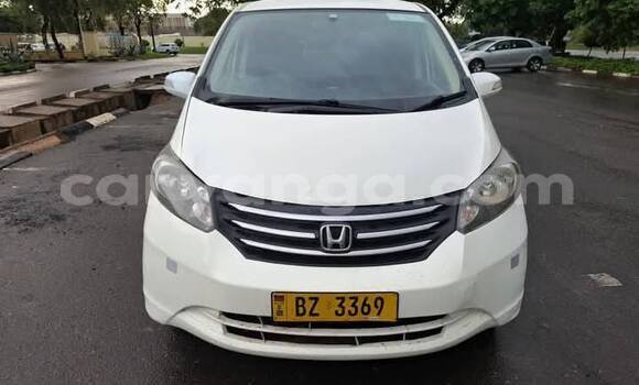 Buy Used Honda Freed White Car in Lilongwe in Malawi Buy Used Honda Freed White Car in Lilongwe in Malawi