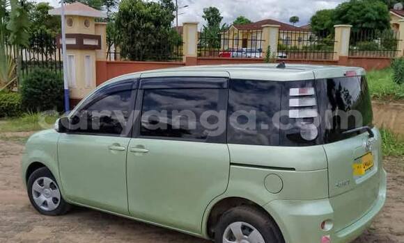 Buy Used Toyota Sienta Other Car in Chitipa in Chitipa Buy Used Toyota Sienta Other Car in Chitipa in Chitipa