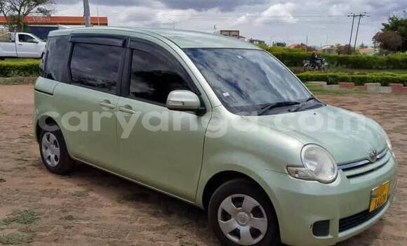 Buy Used Toyota Sienta Other Car in Chitipa in Chitipa Buy Used Toyota Sienta Other Car in Chitipa in Chitipa