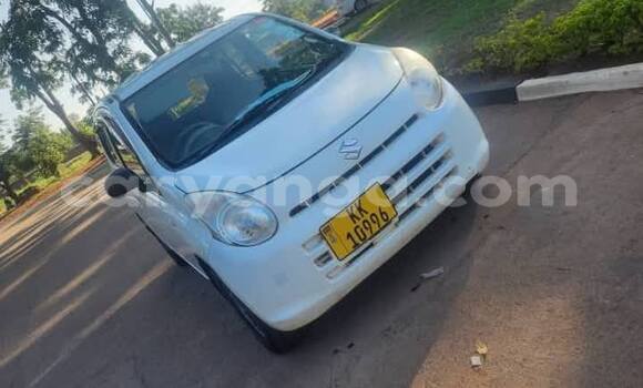 Buy Used Suzuki Alto White Car in Chiradzulu in Chiradzulu Buy Used Suzuki Alto White Car in Chiradzulu in Chiradzulu
