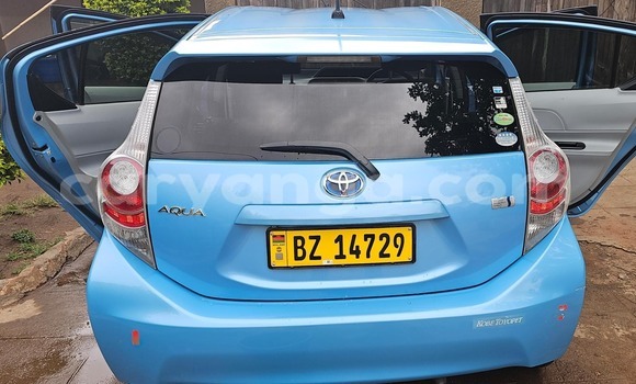 Buy Used Toyota Aqua Blue Car in Chipoka in Dedza Buy Used Toyota Aqua Blue Car in Chipoka in Dedza