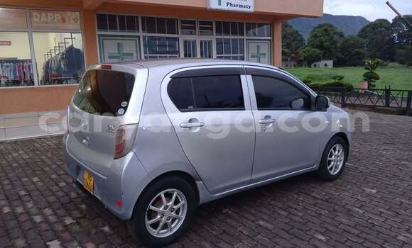 Buy Used Daihatsu Mira Other Car in Lilongwe in Malawi Buy Used Daihatsu Mira Other Car in Lilongwe in Malawi