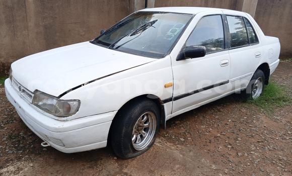 Buy Used Nissan Sunny White Car in Chitipa in Chitipa Buy Used Nissan Sunny White Car in Chitipa in Chitipa