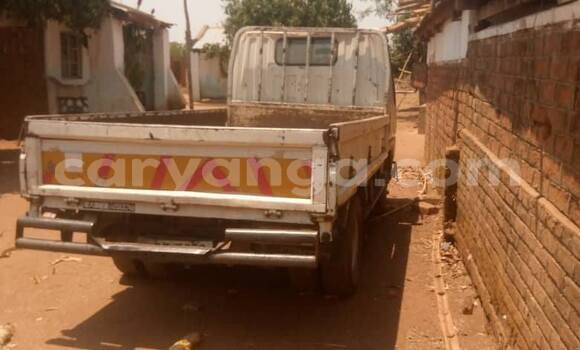 Buy Used Mitsubishi L400 White Truck in Lilongwe in Malawi Buy Used Mitsubishi L400 White Truck in Lilongwe in Malawi