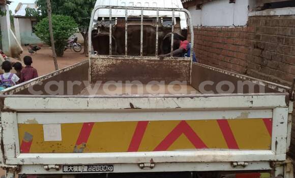 Buy Used Mitsubishi L400 White Truck in Lilongwe in Malawi Buy Used Mitsubishi L400 White Truck in Lilongwe in Malawi