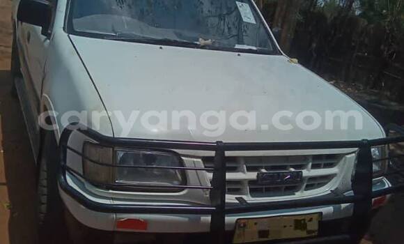 Buy Used Isuzu KB White Car in Lilongwe in Malawi Buy Used Isuzu KB White Car in Lilongwe in Malawi