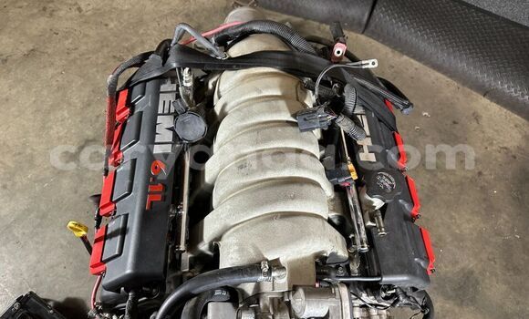 Buy CHRYSLER 300C SRT8 in Lilongwe in Malawi Buy CHRYSLER 300C SRT8 in Lilongwe in Malawi