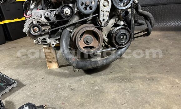 Buy CHRYSLER 300C SRT8 in Lilongwe in Malawi Buy CHRYSLER 300C SRT8 in Lilongwe in Malawi