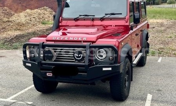 Buy Used Land Rover Defender Red Car in Lilongwe in Malawi Buy Used Land Rover Defender Red Car in Lilongwe in Malawi