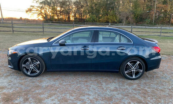 Buy Used Mercedes-Benz A200 Blue Car in Lilongwe in Malawi Buy Used Mercedes-Benz A200 Blue Car in Lilongwe in Malawi