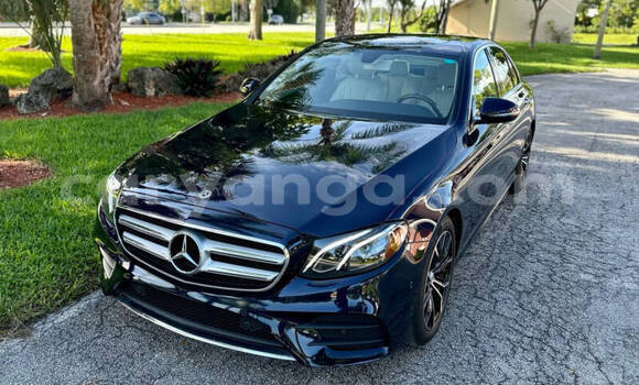 Buy Used Mercedes-Benz E-Classe Blue Car in Lilongwe in Malawi Buy Used Mercedes-Benz E-Classe Blue Car in Lilongwe in Malawi