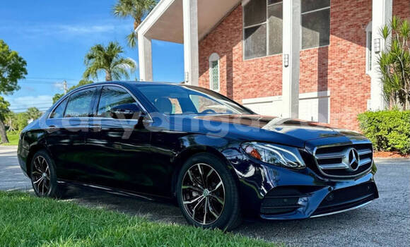 Buy Used Mercedes-Benz E-Classe Blue Car in Lilongwe in Malawi Buy Used Mercedes-Benz E-Classe Blue Car in Lilongwe in Malawi