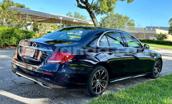 Buy Used Mercedes-Benz E-Classe Blue Car in Lilongwe in Malawi Buy Used Mercedes-Benz E-Classe Blue Car in Lilongwe in Malawi