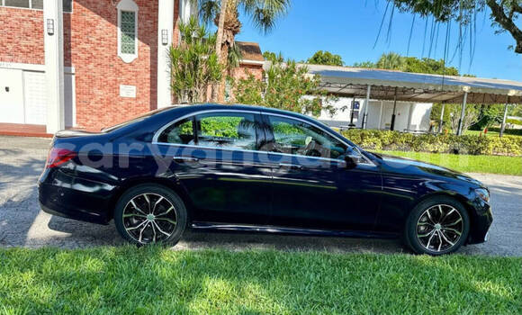 Buy Used Mercedes-Benz E-Classe Blue Car in Lilongwe in Malawi Buy Used Mercedes-Benz E-Classe Blue Car in Lilongwe in Malawi