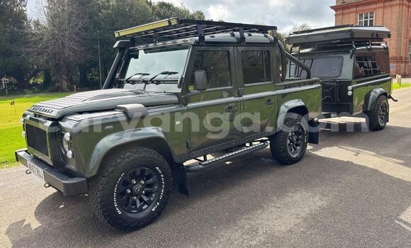Buy Used Land Rover Defender Green Car in Lilongwe in Malawi Buy Used Land Rover Defender Green Car in Lilongwe in Malawi