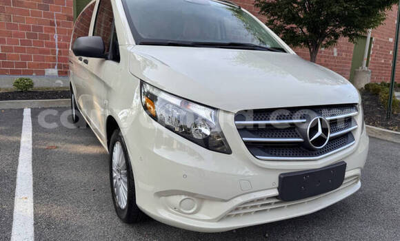 Buy Used Mercedes‒Benz Vito White Car in Lilongwe in Malawi Buy Used Mercedes‒Benz Vito White Car in Lilongwe in Malawi