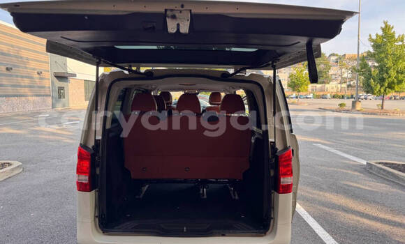 Buy Used Mercedes‒Benz Vito White Car in Lilongwe in Malawi Buy Used Mercedes‒Benz Vito White Car in Lilongwe in Malawi