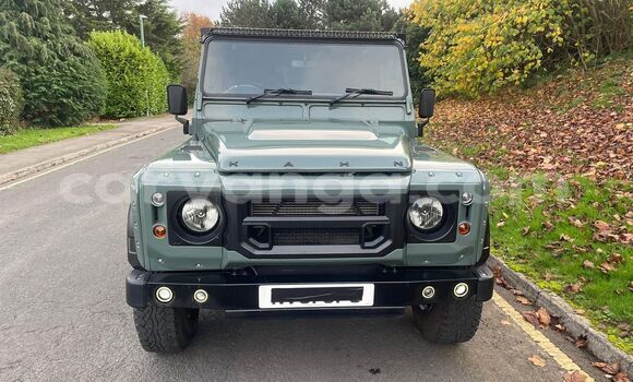 Buy Used Land Rover Defender Green Car in Lilongwe in Malawi Buy Used Land Rover Defender Green Car in Lilongwe in Malawi