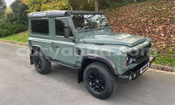 Buy Used Land Rover Defender Green Car in Lilongwe in Malawi Buy Used Land Rover Defender Green Car in Lilongwe in Malawi