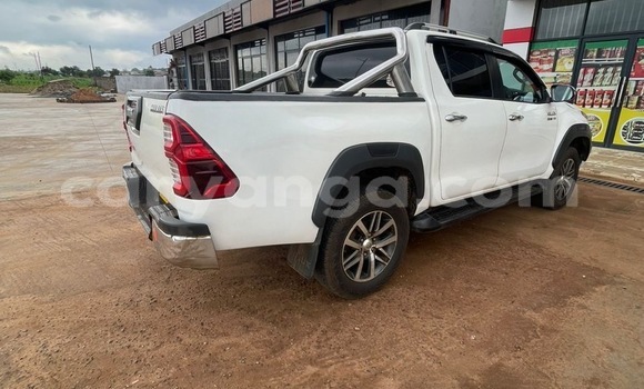 Buy Used Toyota Hilux White Car in Lilongwe in Malawi Buy Used Toyota Hilux White Car in Lilongwe in Malawi