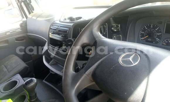 Buy Used Ford AEV AMBULANCE White Truck in Lilongwe in Malawi Buy Used Ford AEV AMBULANCE White Truck in Lilongwe in Malawi