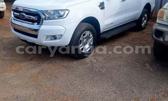 Buy Used Toyota Hilux White Car in Lilongwe in Malawi Buy Used Toyota Hilux White Car in Lilongwe in Malawi