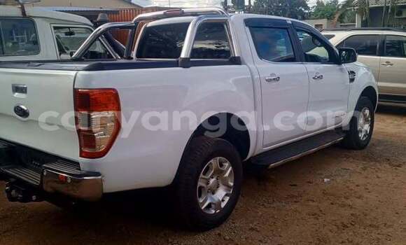 Buy Used Toyota Hilux White Car in Lilongwe in Malawi Buy Used Toyota Hilux White Car in Lilongwe in Malawi