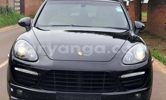 Buy Used Porsche Cayenne Black Car in Lilongwe in Malawi