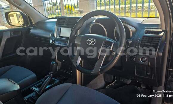 Buy Used Toyota Land Cruiser Black Car in Lilongwe in Malawi Buy Used Toyota Land Cruiser Black Car in Lilongwe in Malawi