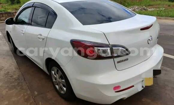 Acheter Occasion Voiture Mazda Axela Blanc à Lilongwe, Malawi Acheter Occasion Voiture Mazda Axela Blanc à Lilongwe, Malawi