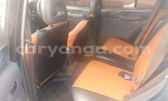 Acheter Occasion Voiture Toyota RAV4 Noir à Lilongwe, Malawi Acheter Occasion Voiture Toyota RAV4 Noir à Lilongwe, Malawi