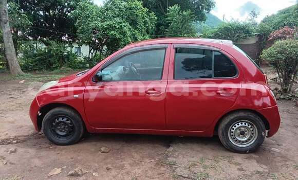 Acheter Occasion Voiture Nissan March Rouge à Lilongwe, Malawi Acheter Occasion Voiture Nissan March Rouge à Lilongwe, Malawi