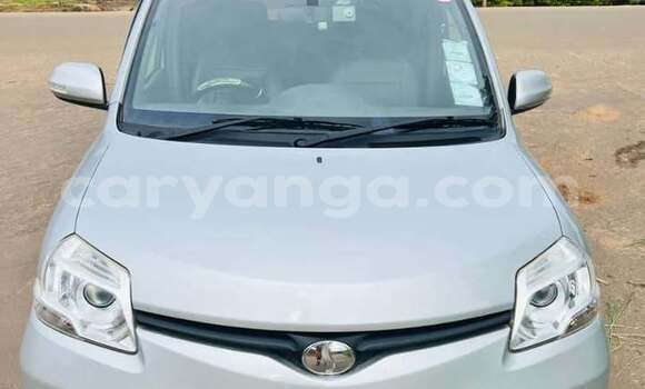 Acheter Occasion Voiture Toyota Sienta Autre à Lilongwe, Malawi Acheter Occasion Voiture Toyota Sienta Autre à Lilongwe, Malawi