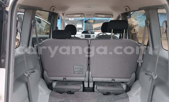 Acheter Occasion Voiture Toyota Sienta Blanc à Blantyre, Malawi Acheter Occasion Voiture Toyota Sienta Blanc à Blantyre, Malawi