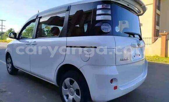 Acheter Occasion Voiture Toyota Sienta Blanc à Blantyre, Malawi Acheter Occasion Voiture Toyota Sienta Blanc à Blantyre, Malawi