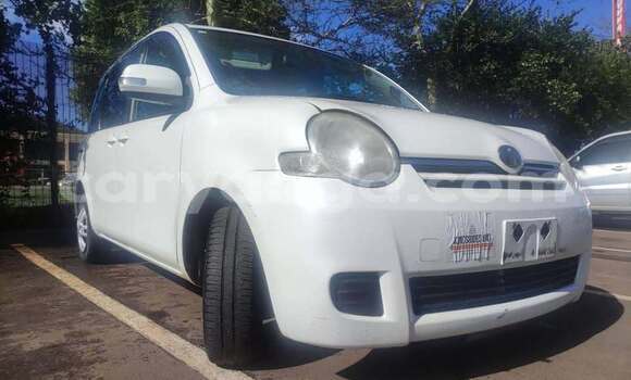 Acheter Occasion Voiture Toyota Sienta Blanc à Blantyre, Malawi Acheter Occasion Voiture Toyota Sienta Blanc à Blantyre, Malawi