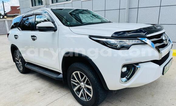 Buy New Toyota Fortuner White Car in Blantyre in Malawi Buy New Toyota Fortuner White Car in Blantyre in Malawi