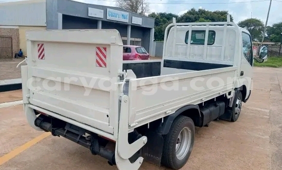 Buy New Toyota TownAce White Car in Lilongwe in Malawi Buy New Toyota TownAce White Car in Lilongwe in Malawi