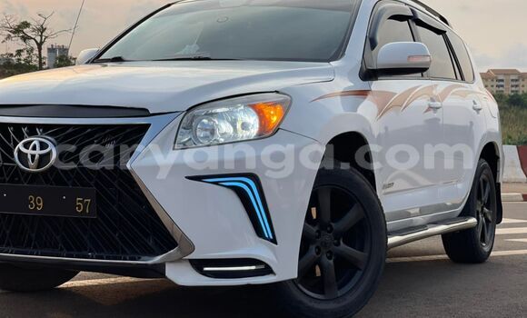 Buy Used Toyota RAV4 White Car in Lilongwe in Malawi Buy Used Toyota RAV4 White Car in Lilongwe in Malawi
