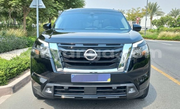 Buy Used Nissan Pathfinder Black Car in Lilongwe in Malawi Buy Used Nissan Pathfinder Black Car in Lilongwe in Malawi