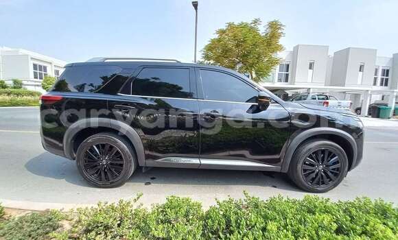 Buy Used Nissan Pathfinder Black Car in Lilongwe in Malawi Buy Used Nissan Pathfinder Black Car in Lilongwe in Malawi