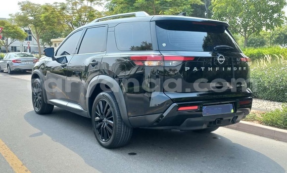 Buy Used Nissan Pathfinder Black Car in Lilongwe in Malawi Buy Used Nissan Pathfinder Black Car in Lilongwe in Malawi
