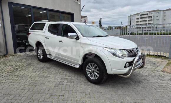 Buy Used Mitsubishi Triton White Car in Lilongwe in Malawi Buy Used Mitsubishi Triton White Car in Lilongwe in Malawi