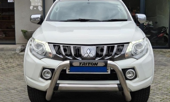 Buy Used Mitsubishi Triton White Car in Lilongwe in Malawi Buy Used Mitsubishi Triton White Car in Lilongwe in Malawi