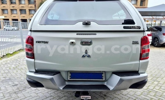 Buy Used Mitsubishi Triton White Car in Lilongwe in Malawi Buy Used Mitsubishi Triton White Car in Lilongwe in Malawi